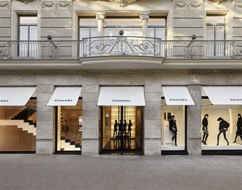 chanel boutique barcelona opening hours|CHANEL .